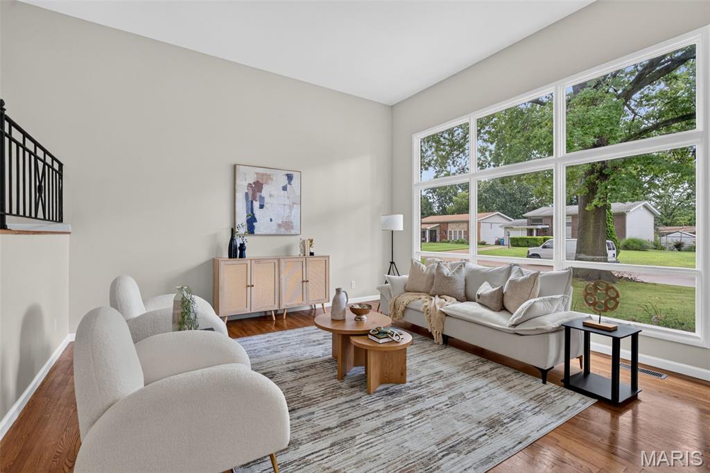 7323 Cartwheel Lane Property Photo 11