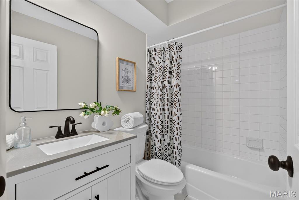 7323 Cartwheel Lane Property Photo 18