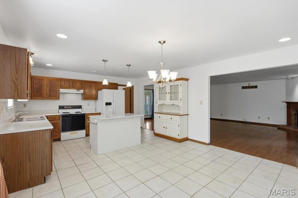 12939 Broadridge Lane Property Photo 8
