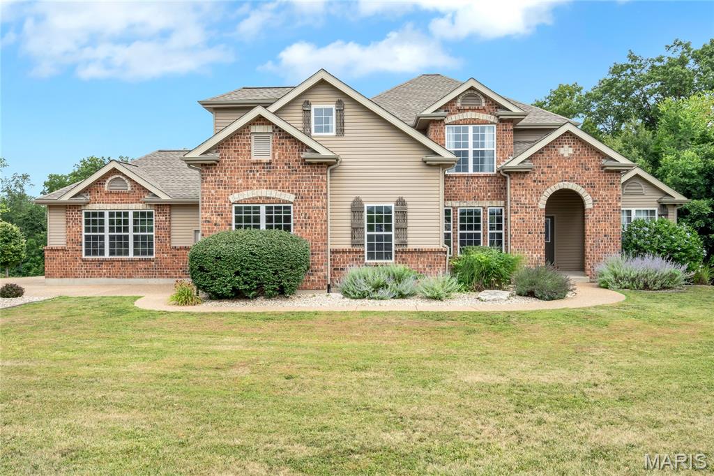 1 Cedar Lake Court Property Photo 1