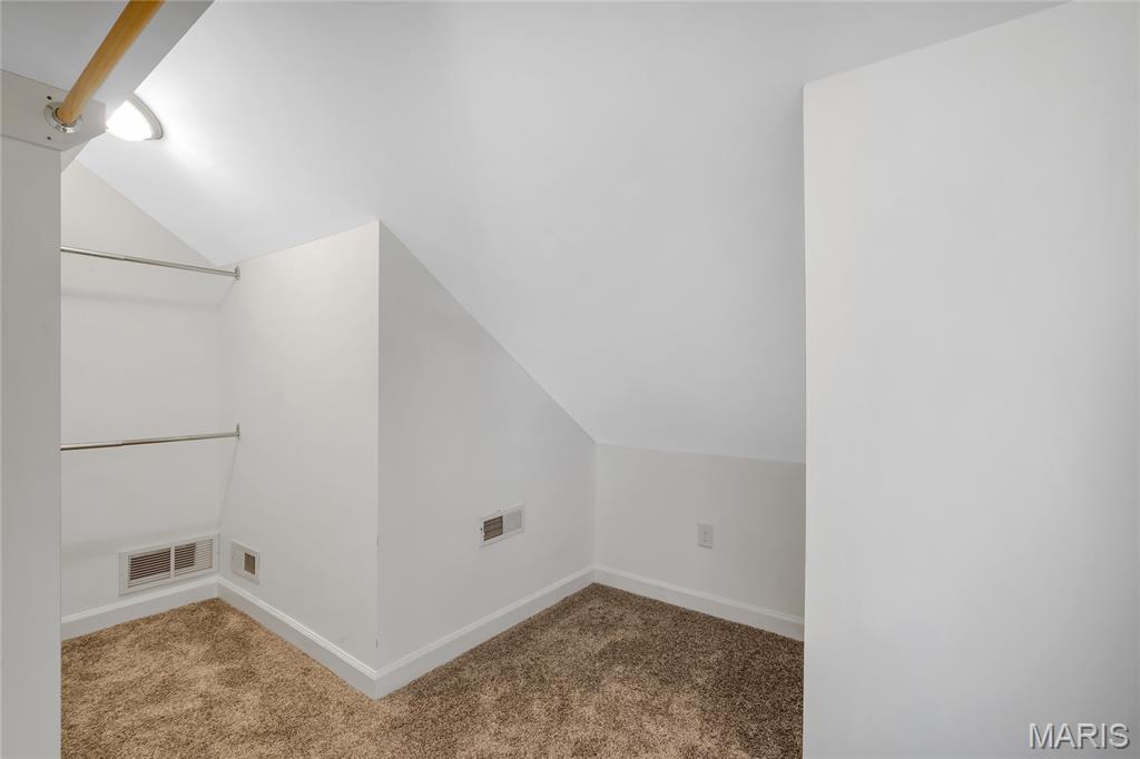 1 Cedar Lake Court Property Photo 44