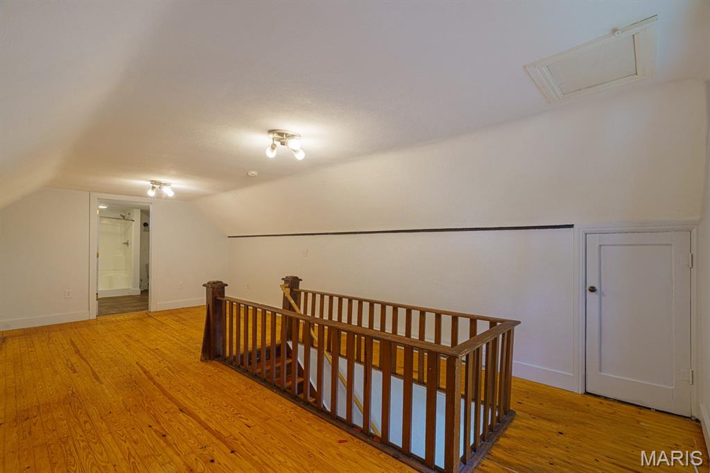 709 E 10th Street Property Photo 39