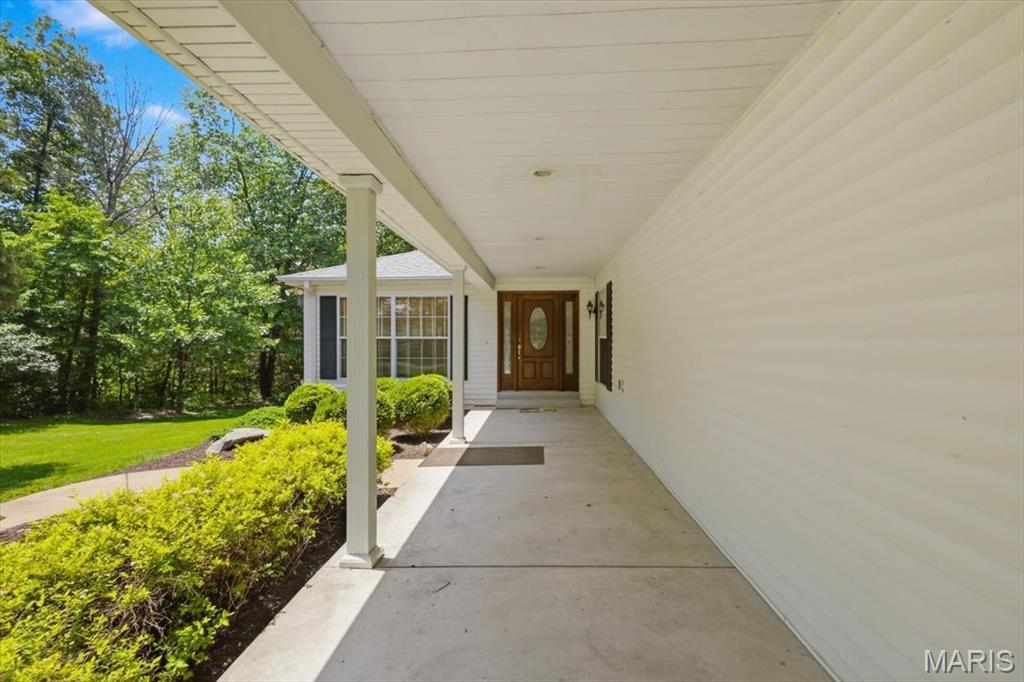 2631 S Mangan Road Property Photo 10