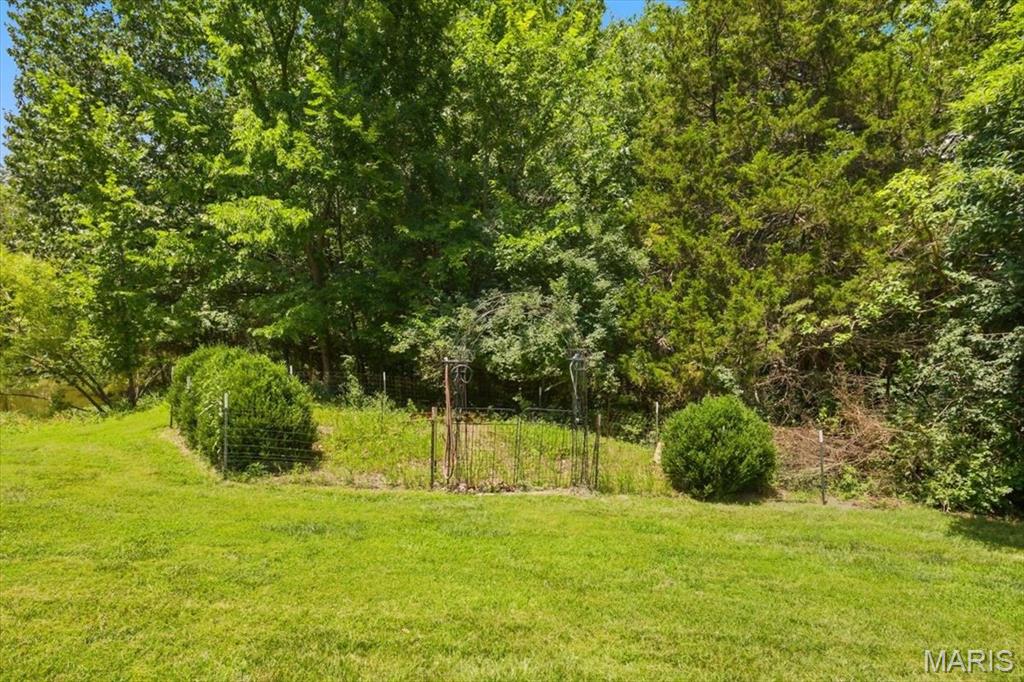 2631 S Mangan Road Property Photo 17