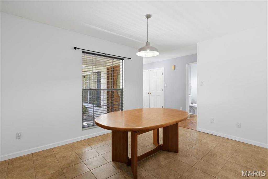 2631 S Mangan Road Property Photo 31