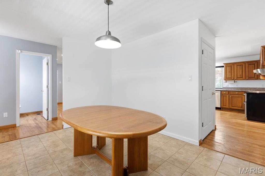 2631 S Mangan Road Property Photo 32