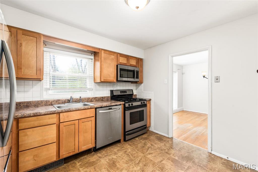 767 Wenneker Drive Property Photo 11