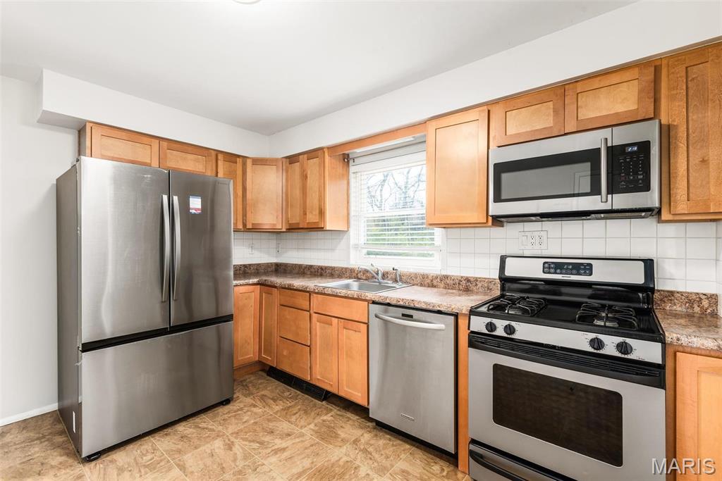 767 Wenneker Drive Property Photo 12