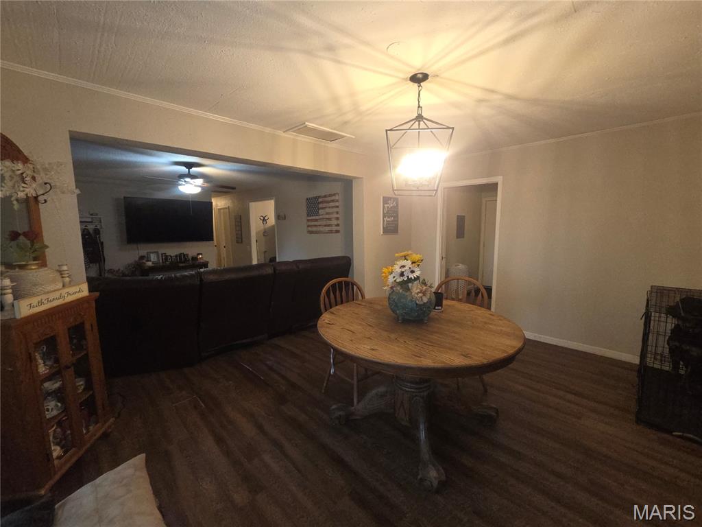 26040738 Property Photo 10