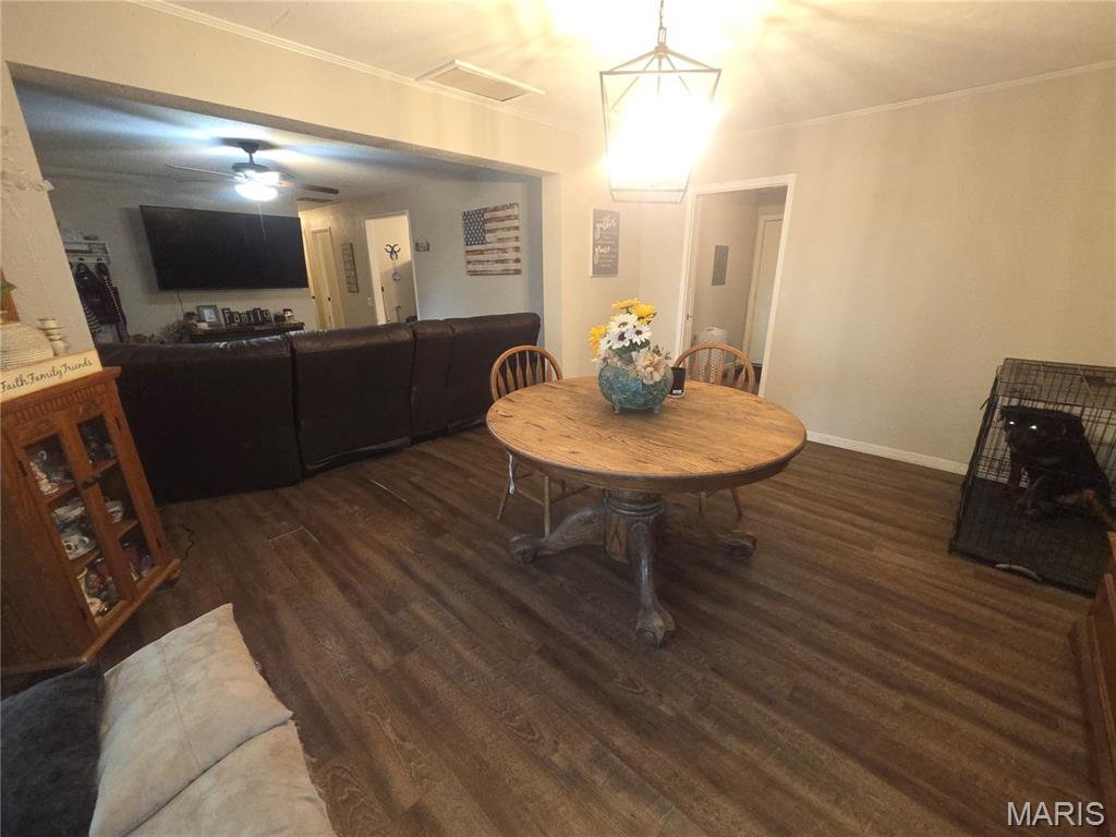 26040738 Property Photo 11