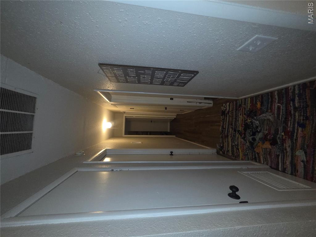26040738 Property Photo 12