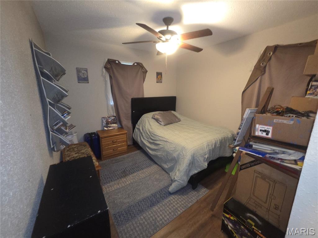 26040738 Property Photo 16