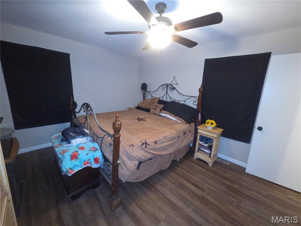 26040738 Property Photo 17