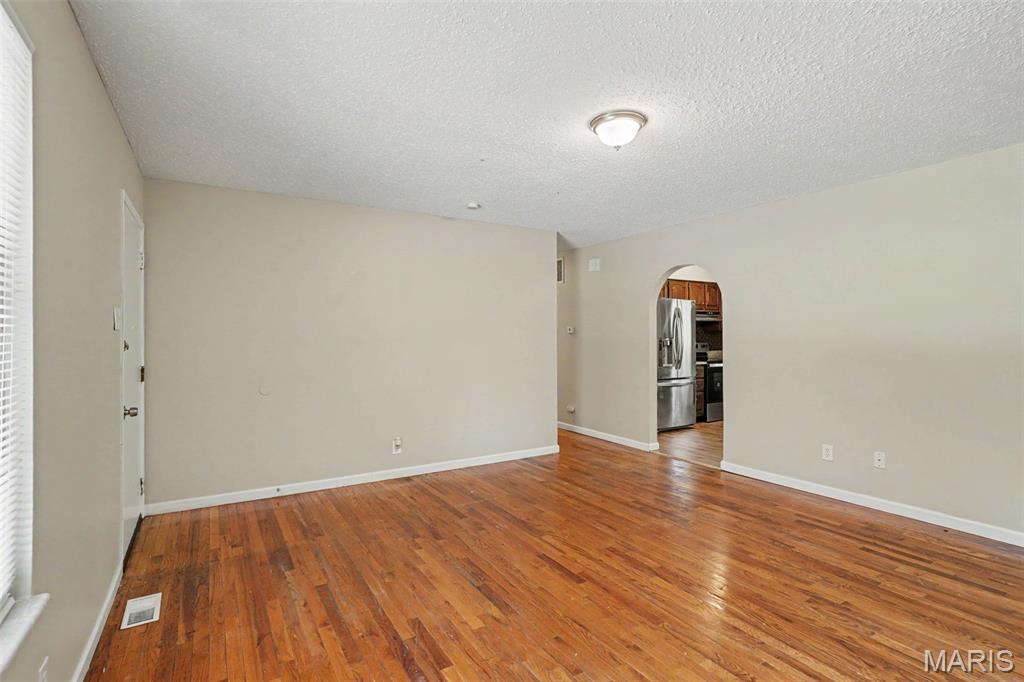2523 Auburnhill Court Property Photo 2