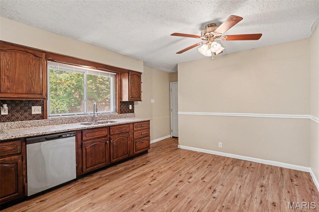 2523 Auburnhill Court Property Photo 4