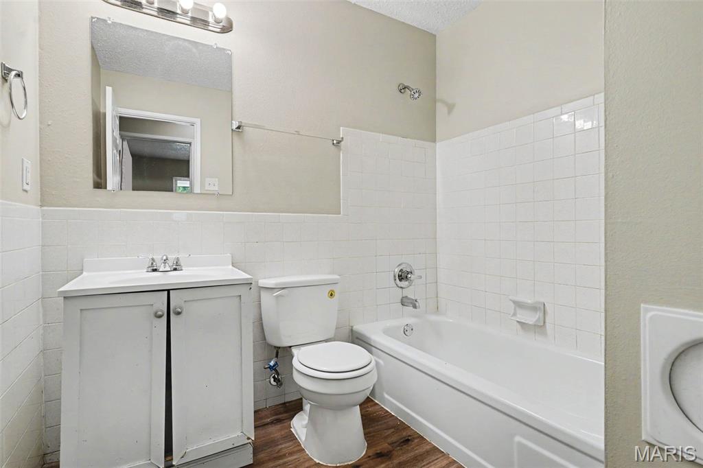 2523 Auburnhill Court Property Photo 16