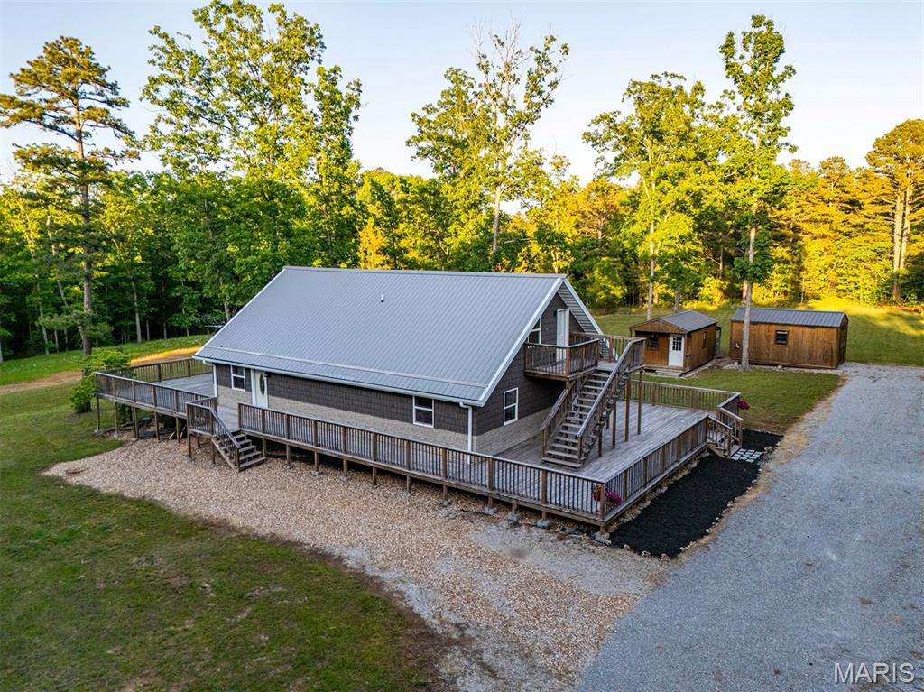 16051 Forrest Drive Property Photo 4