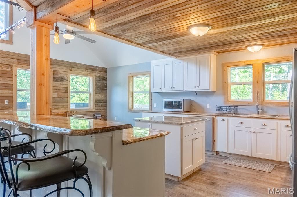 16051 Forrest Drive Property Photo 14