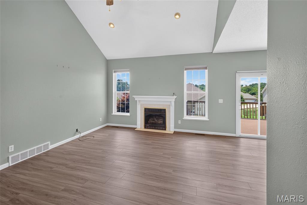4917 Newberry Court Property Photo 6