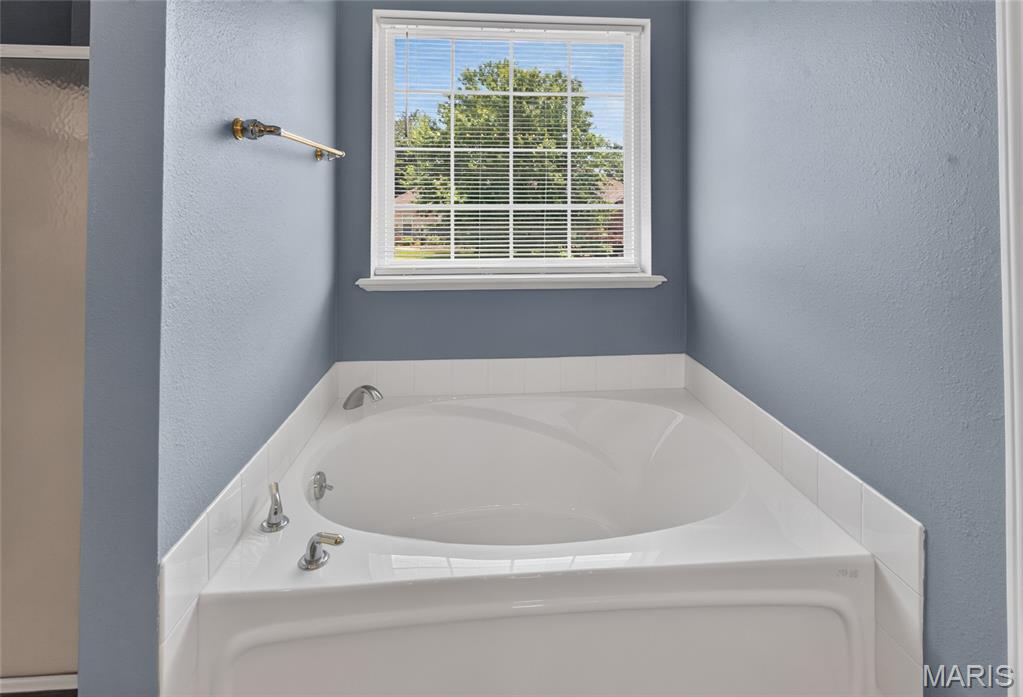 4917 Newberry Court Property Photo 18