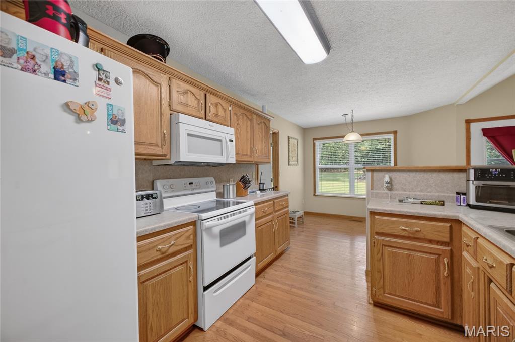 24450 Remington Lane Property Photo 22