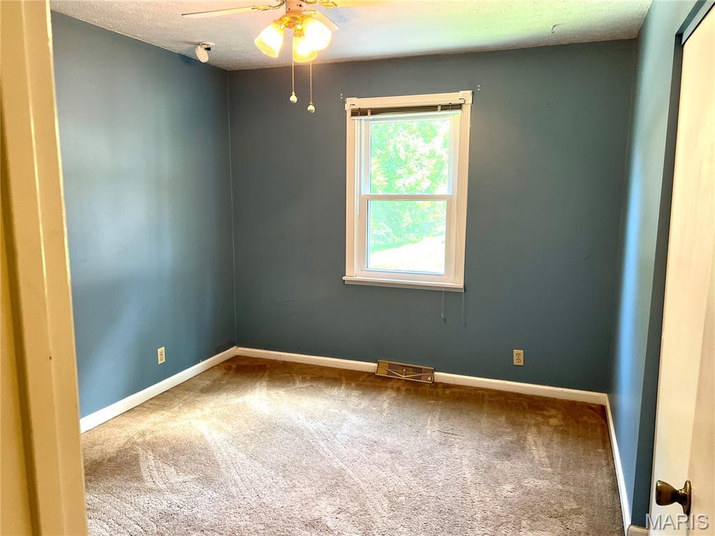 1310 Hillview Drive Property Photo 11