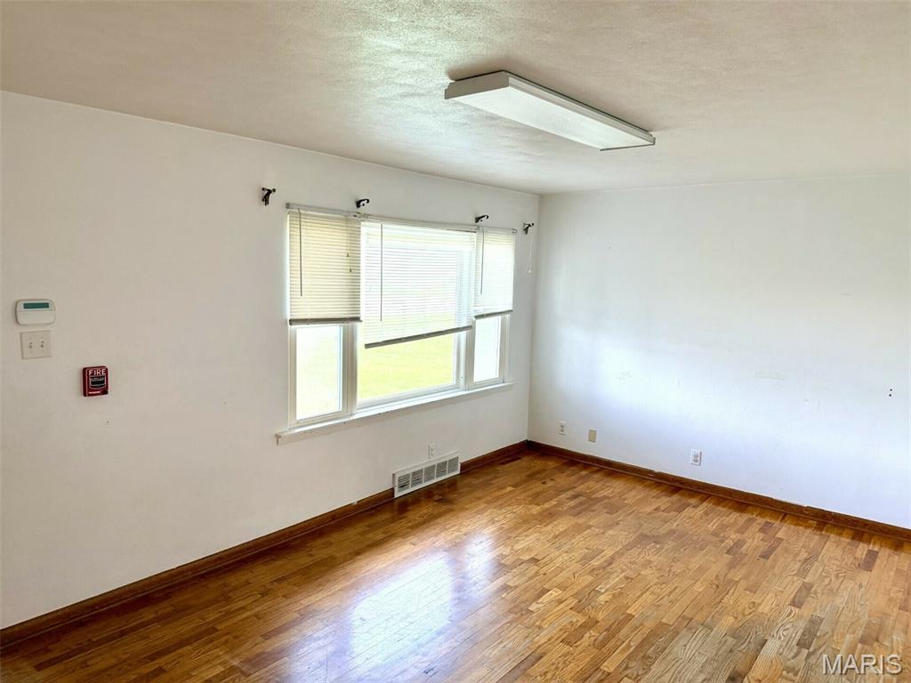 213 Clark Avenue Property Photo 3