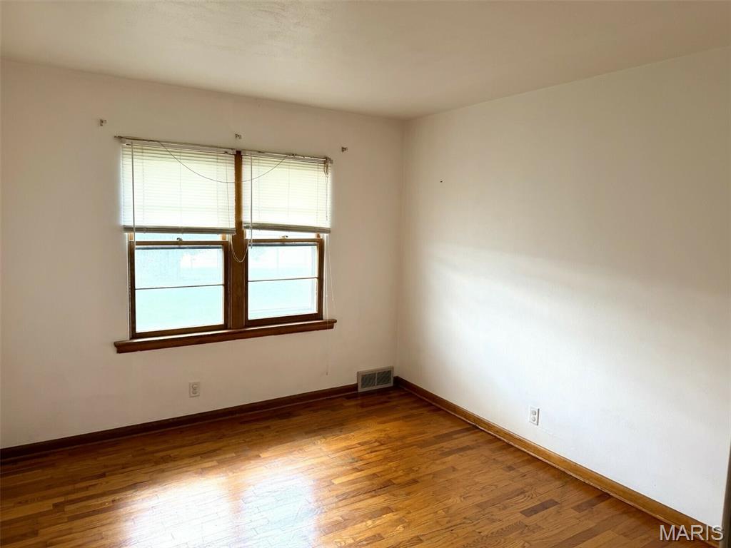 213 Clark Avenue Property Photo 4