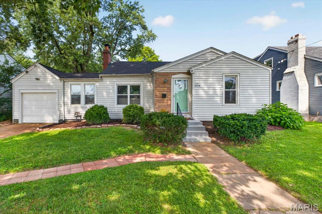 429 N Rock Hill Road Property Photo 1