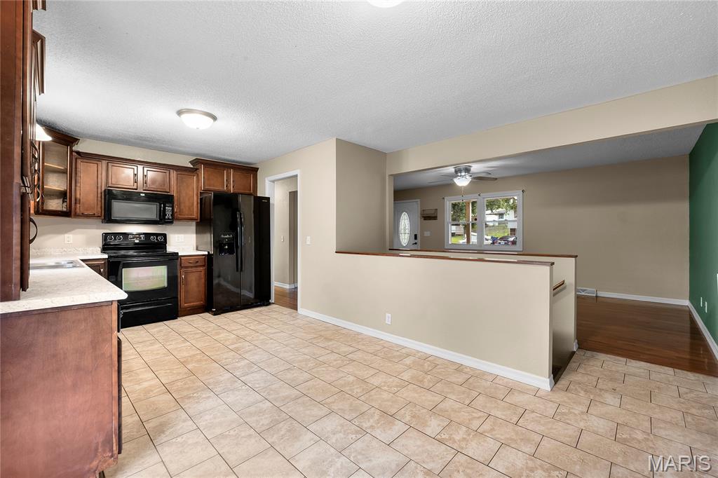 219 Hillvale Street Property Photo 10