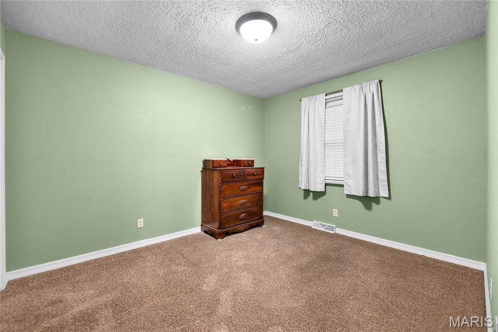219 Hillvale Street Property Photo 18