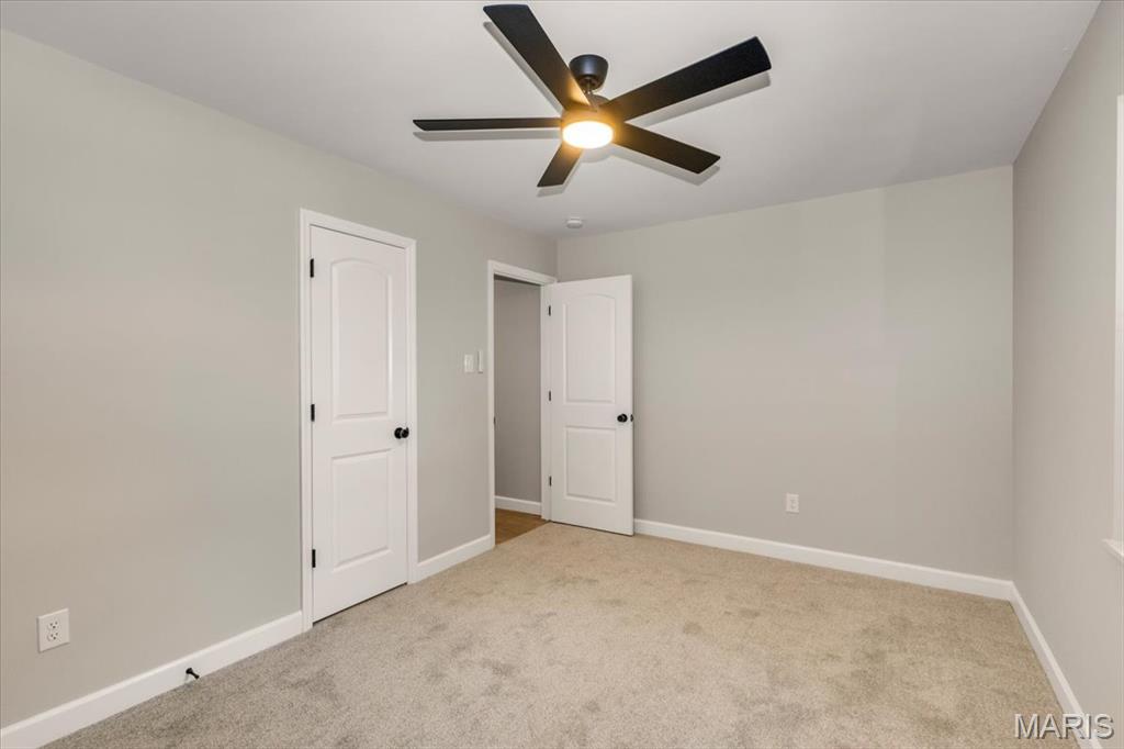 1040 Bridgeport Drive Property Photo 27