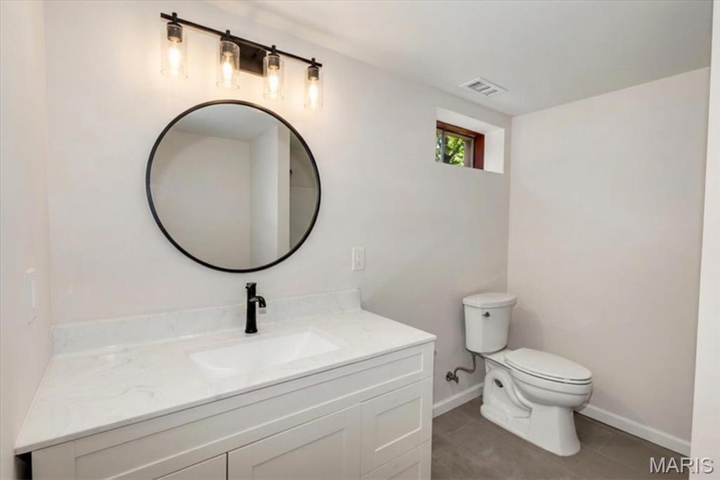 1040 Bridgeport Drive Property Photo 51