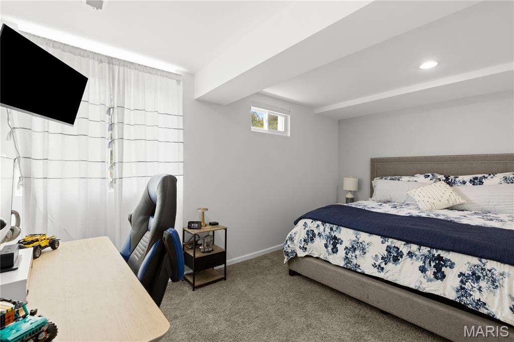 418 Fox Lair Drive Property Photo 33
