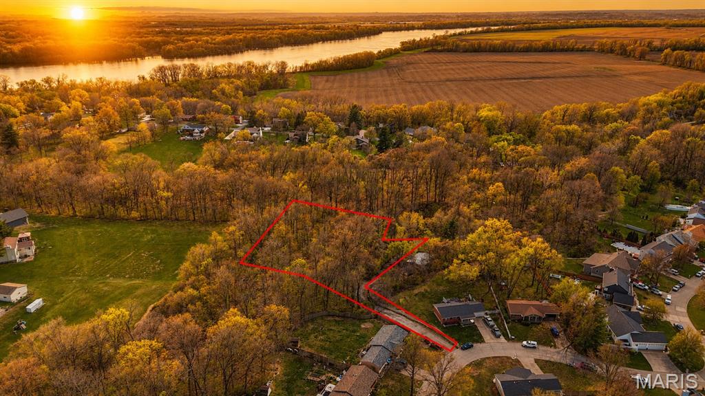 00 Woodbridge Drive