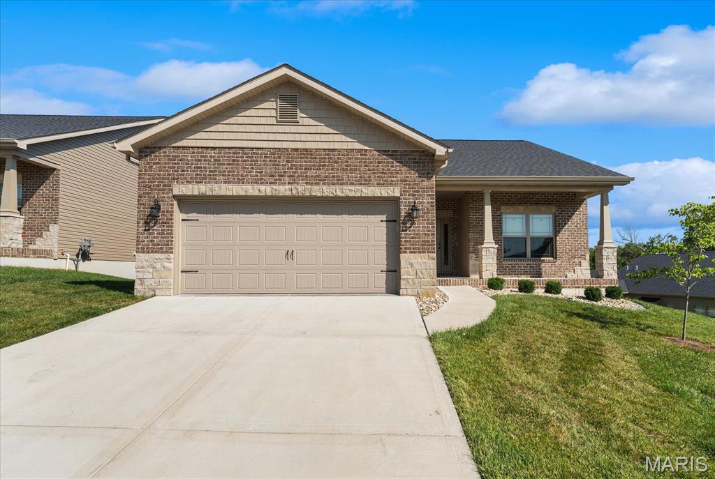 8085 Villa Valley Lane Property Photo 1