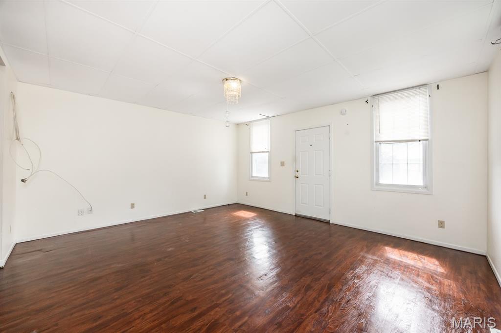 201 S 10th Street Property Photo 4