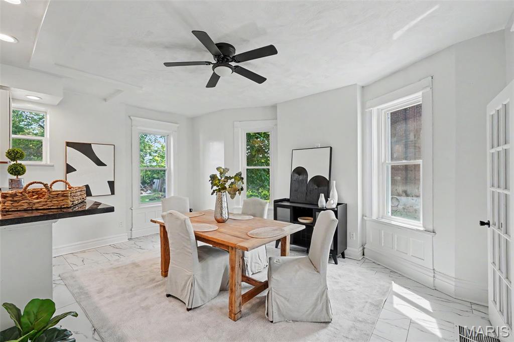3911 Sullivan Avenue Property Photo 13