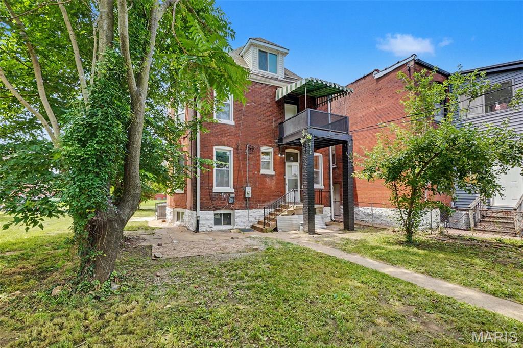 3911 Sullivan Avenue Property Photo 38