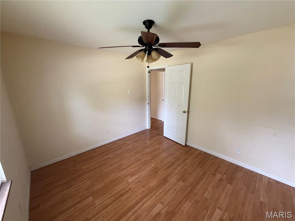 10044 Grosvenor Drive Property Photo 9