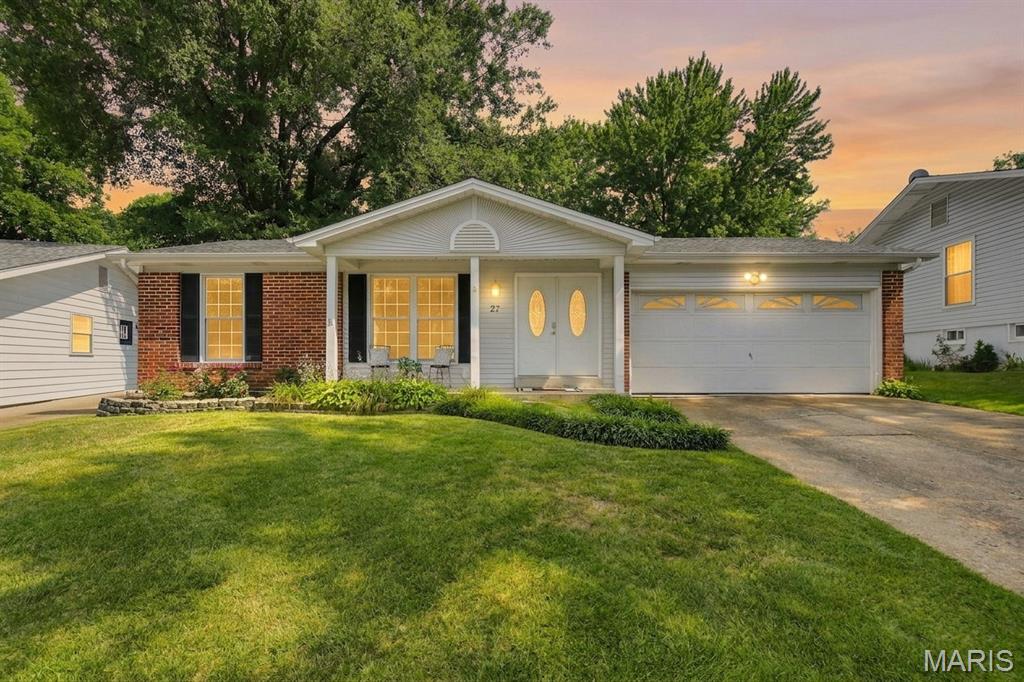 27 Michelle Lane Property Photo 2
