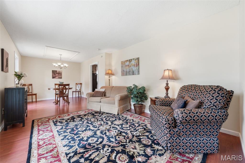27 Michelle Lane Property Photo 4