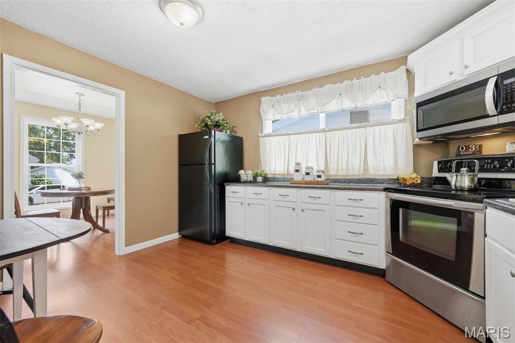 27 Michelle Lane Property Photo 14