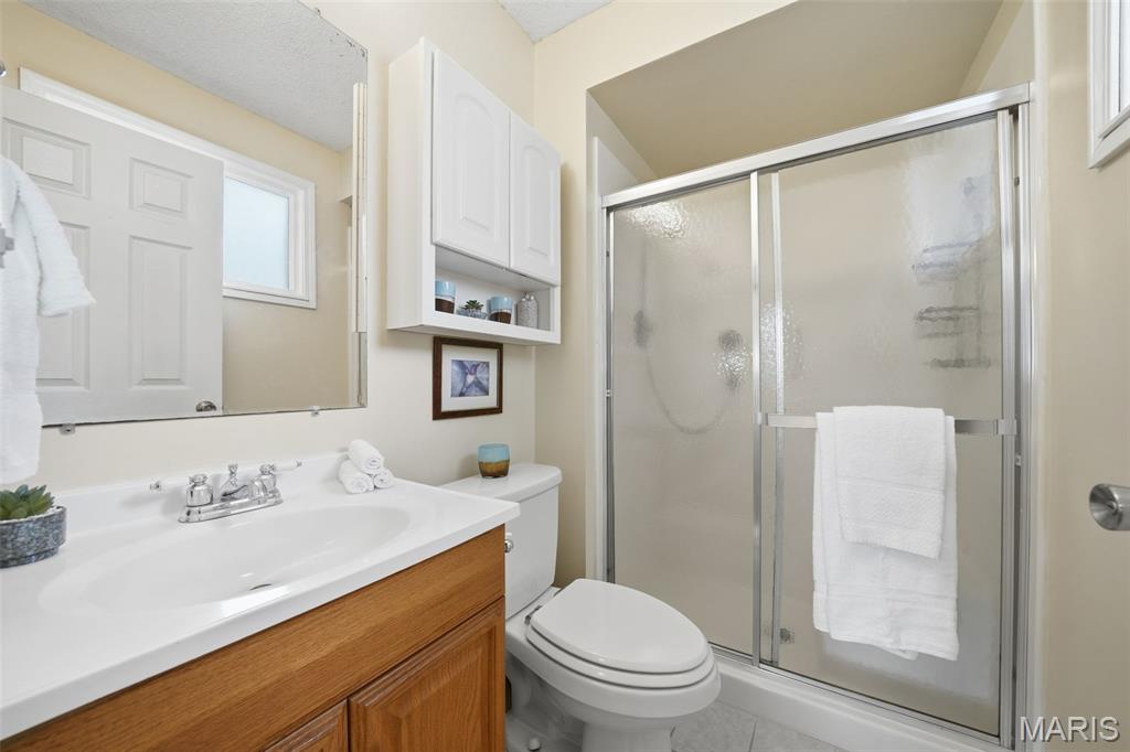 27 Michelle Lane Property Photo 18