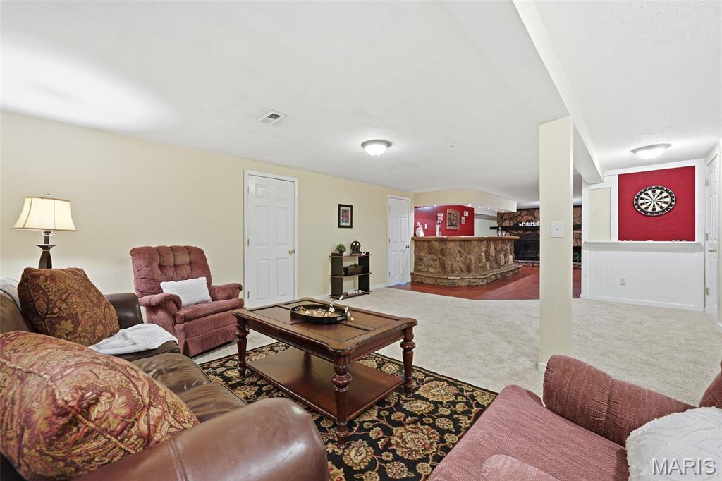 27 Michelle Lane Property Photo 21