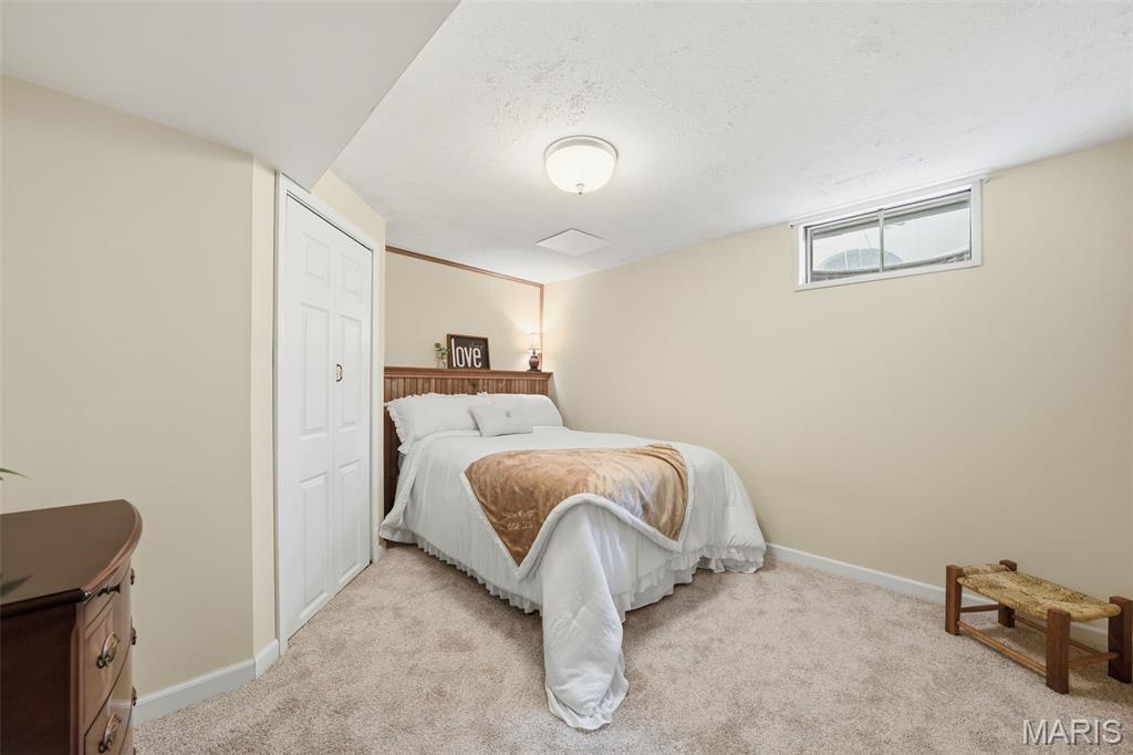 27 Michelle Lane Property Photo 26