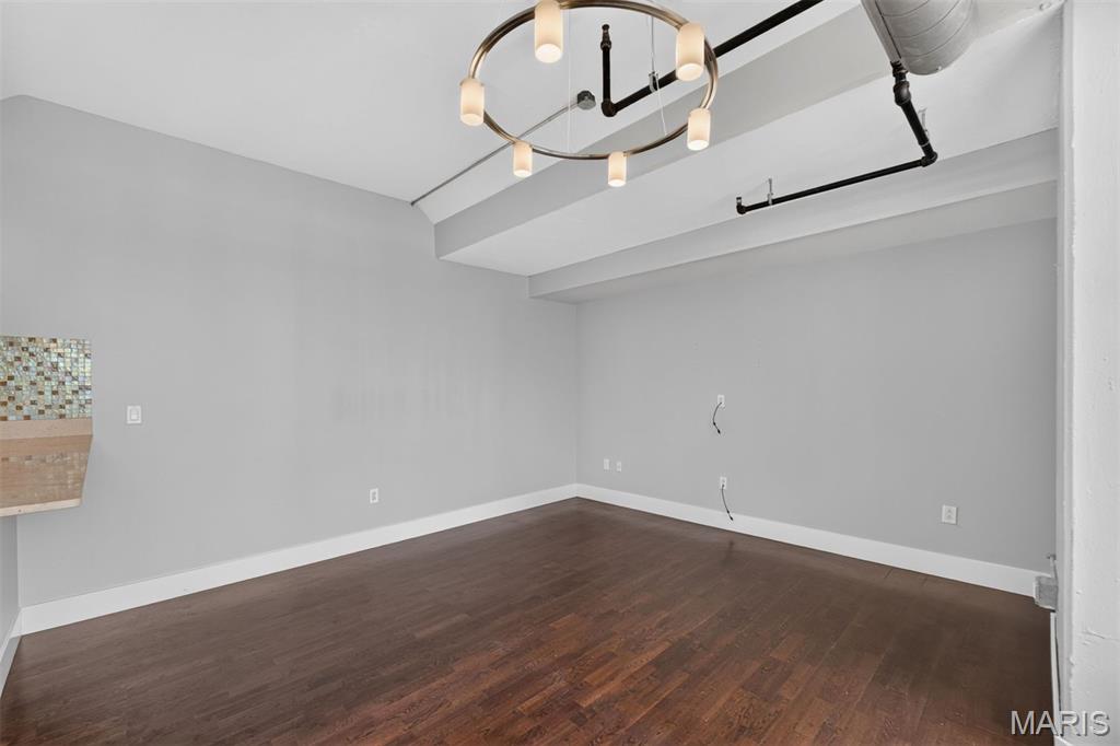 4100 Forest Park Avenue 525 Property Photo 8