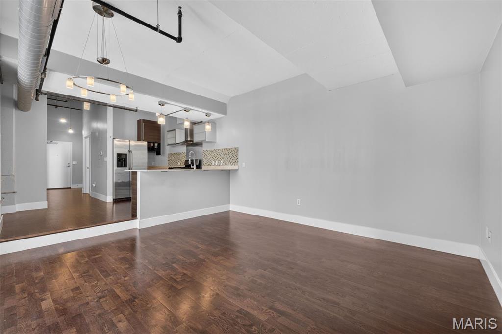 4100 Forest Park Avenue 525 Property Photo 10