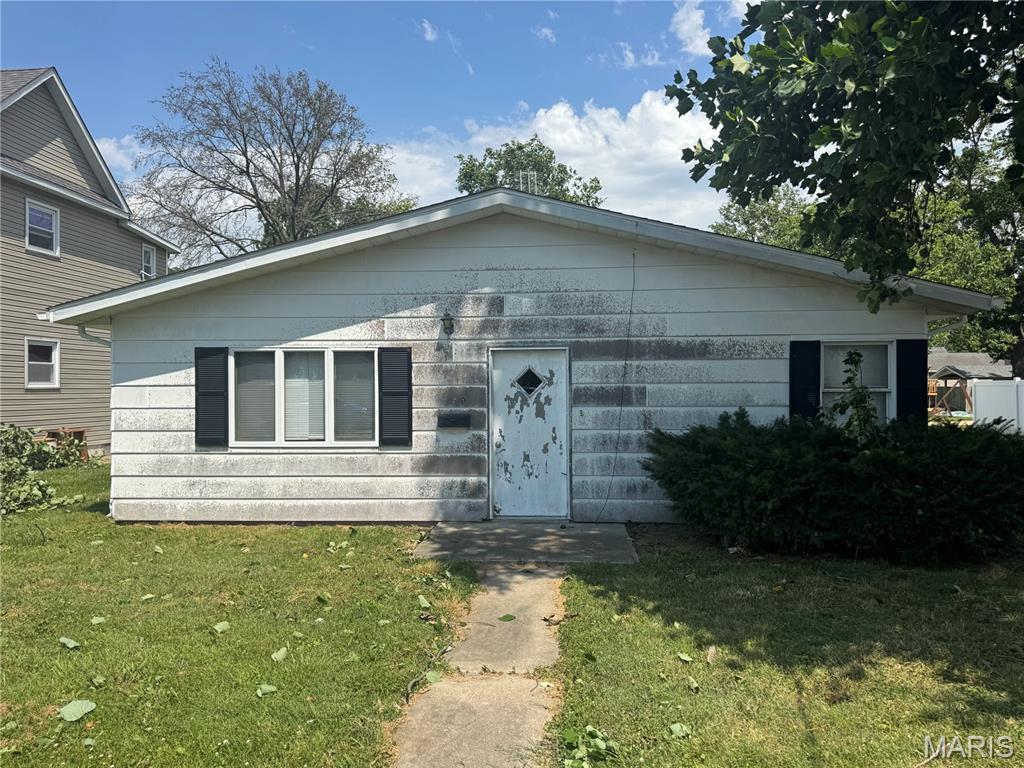 550 N Chestnut Street Property Photo 1