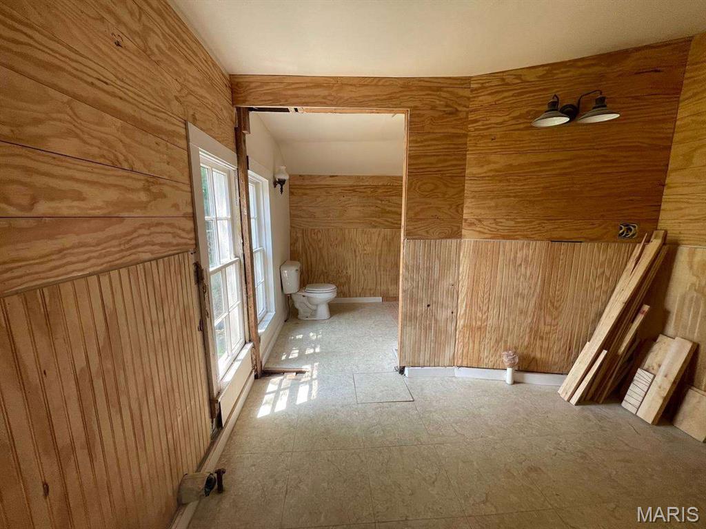 206 Howard Street Property Photo 10